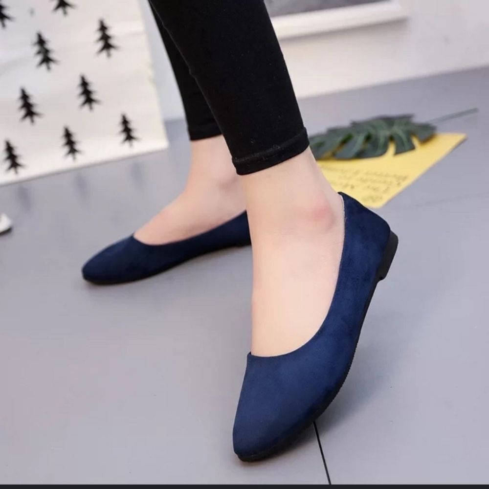 BRAND NEW HERSTYLE SLIP-ON WOMEN"S BALLET FLAT SHOE